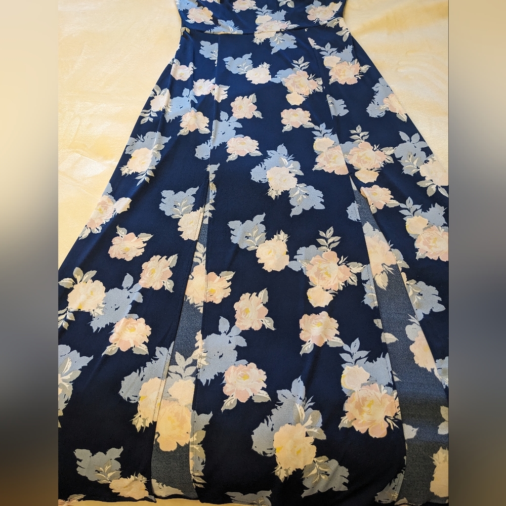 Candie's navy and floral dress - Picture 5 of 10